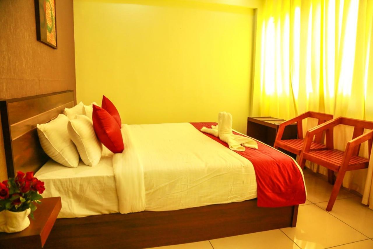 Akan Hotel And Residence Meppādi Kültér fotó